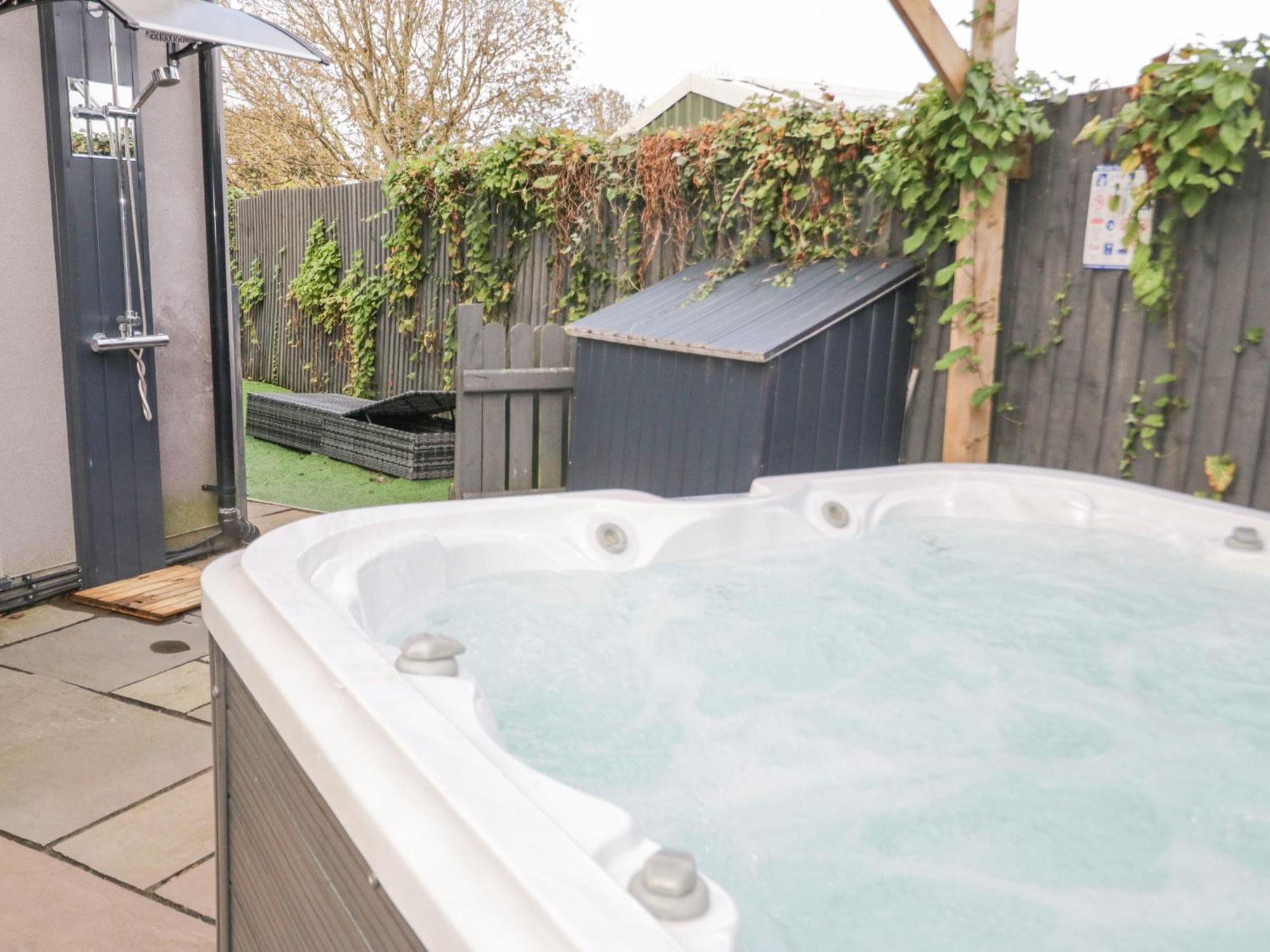 Hunters Cottage Benllech Ngoại thất bức ảnh